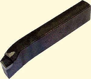003982
