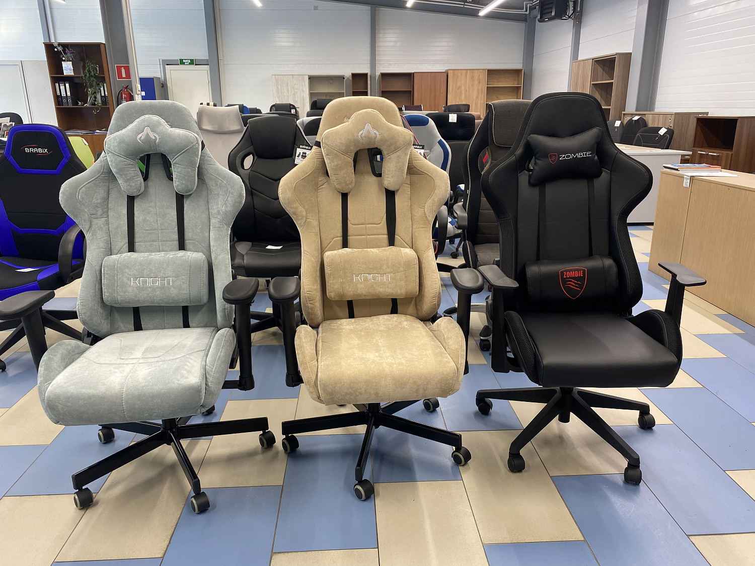 Большое поступление игровых кресел