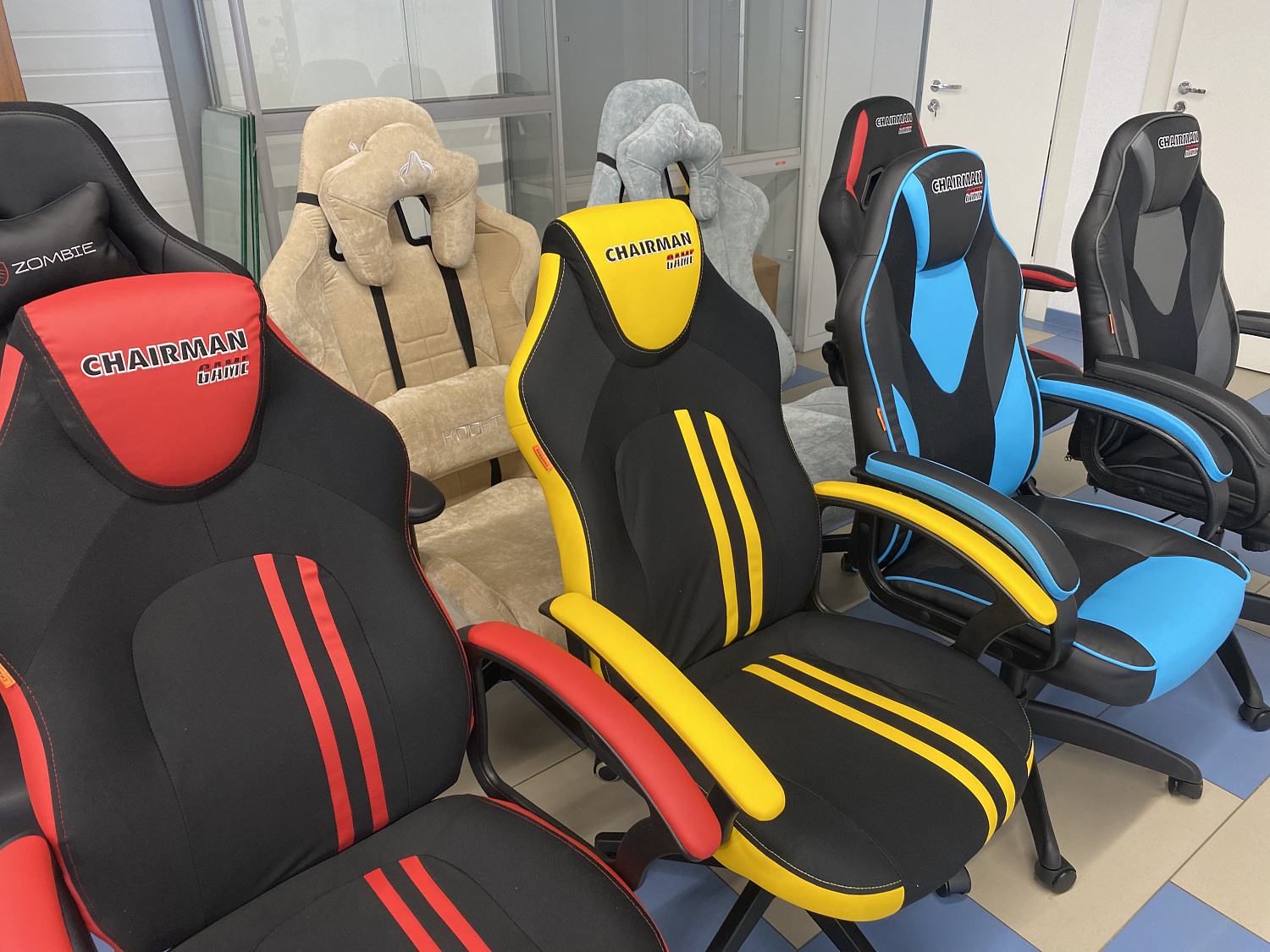 Большое поступление игровых кресел